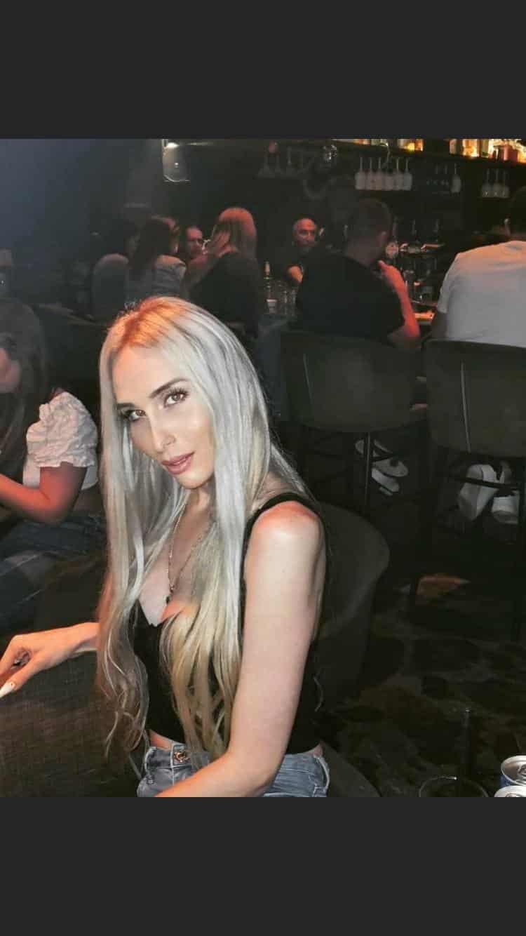 המלכה הבלונדינית חזרה לשירות המלכה הבלונדינית חזרה לשירות